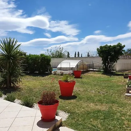 Avec Piscine Lou Minèstraü